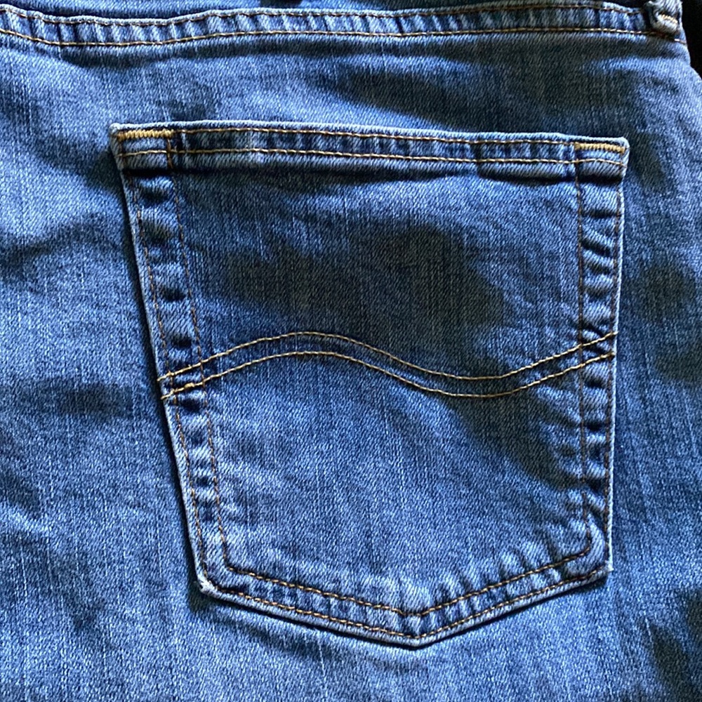 Woman Jeans - Picture 8 of 13